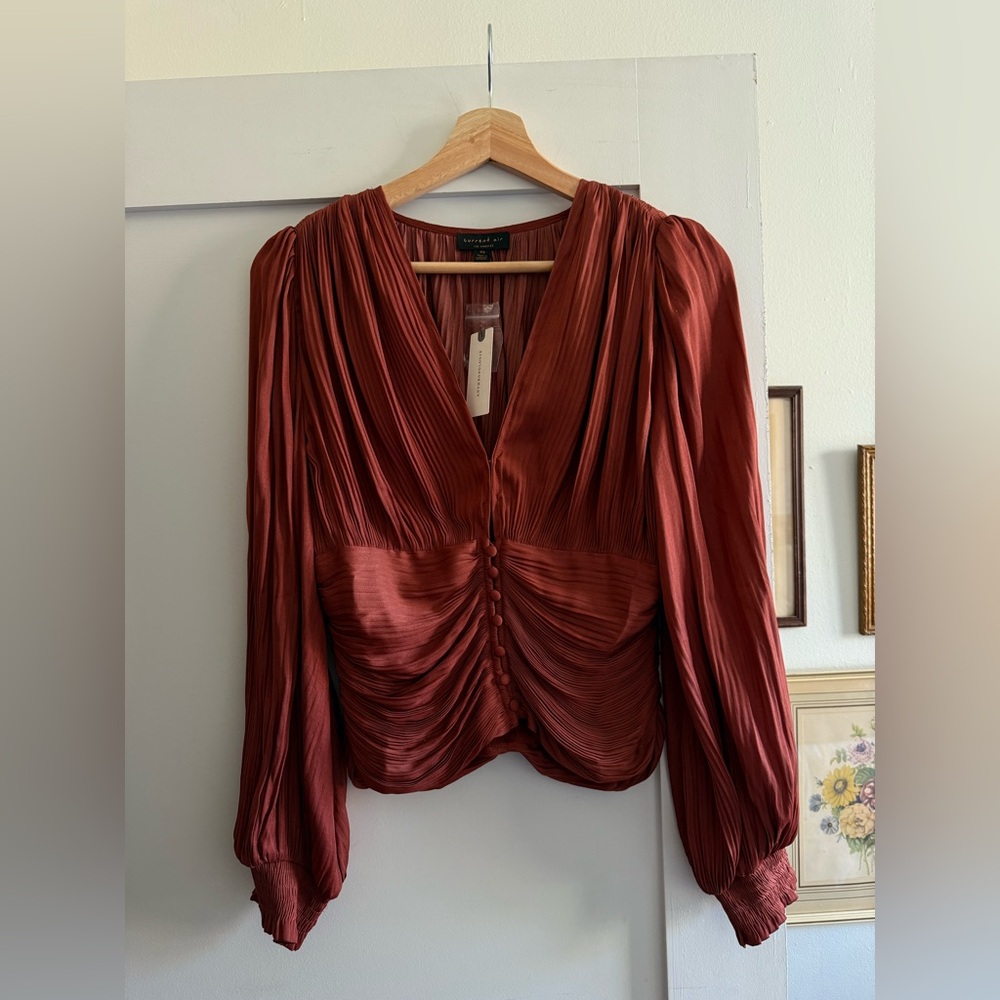 Chic Blouse